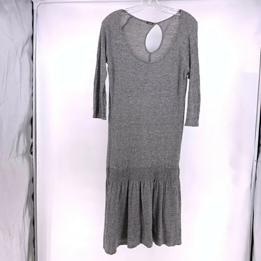 Monrow Gray Scoop Neck Dropped Waist Ruffle Dress